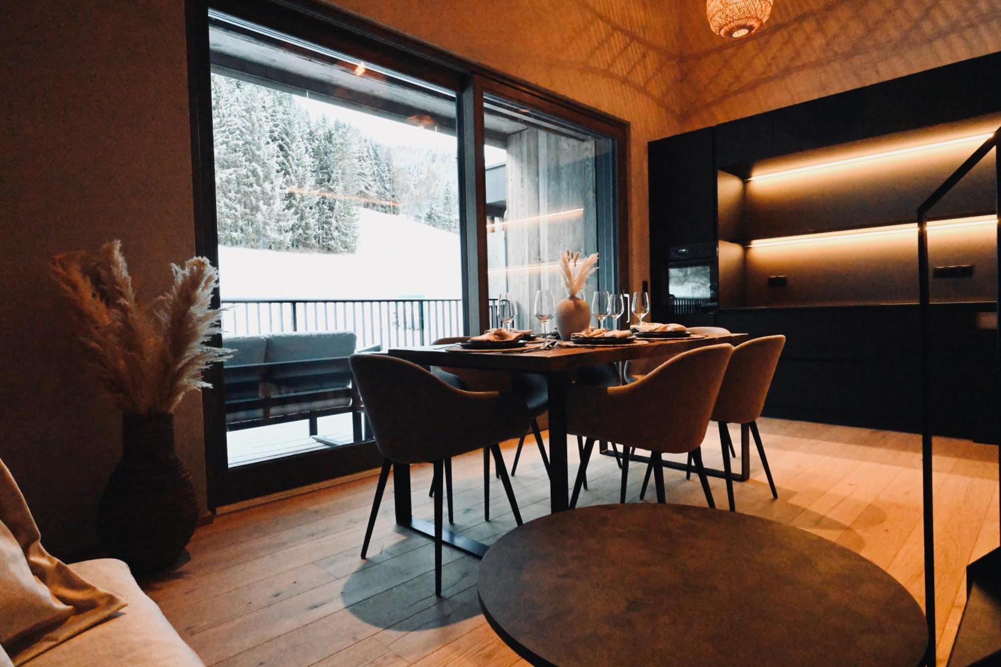 Aloha Suites - Alpin Lodge Haus Haus im Ennstal Eksteriør bilde