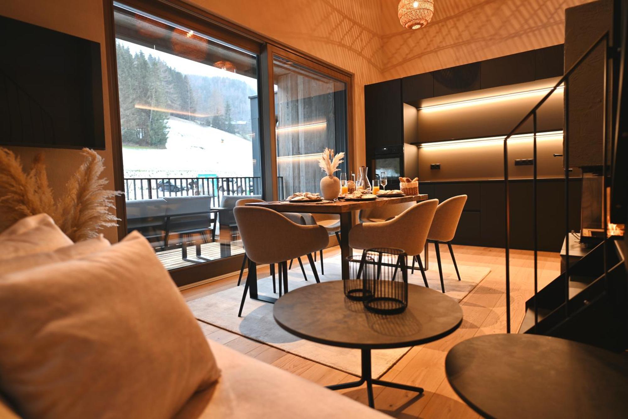 Aloha Suites - Alpin Lodge Haus Haus im Ennstal Eksteriør bilde